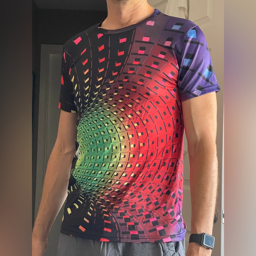 Optical illusion shirt